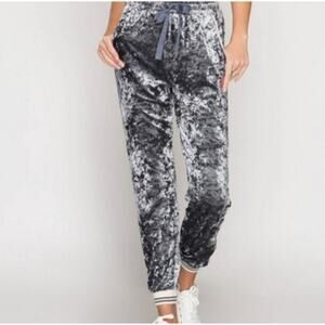 NWT She + Sky Soft Velour Joggers Pants with Pockets, Elastic Waist, Blue, Small